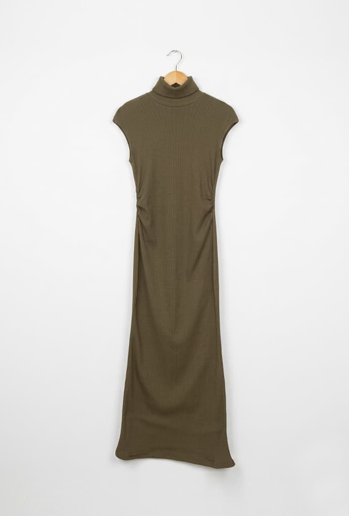 Dresses - view 3